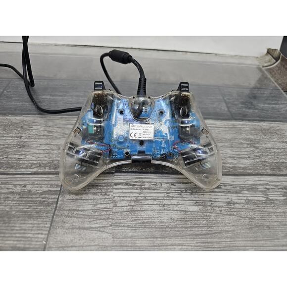 Lot of 2 Xbox Controllers • 1 Wired, 1 Wireless, See Pics for Details [BB] - Picture 14 of 16